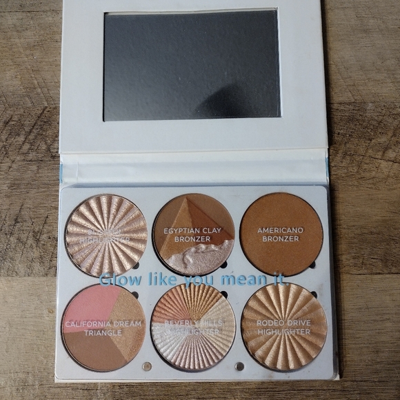 OFRA ON THE GLOW - Picture 2 of 3